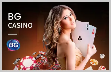 Hình ảnh sảnh casino trực tuyến sang trọng tại FABET với các bàn chơi Baccarat, Roulette.